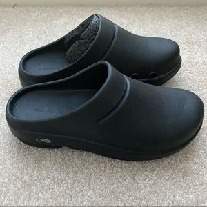 NWT- Oofos OoCloog Recovery